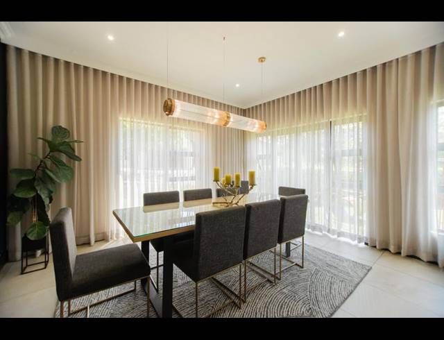 5 BEDROOM HOUSE FOR SALE IN COPPERLEAF ESTATE